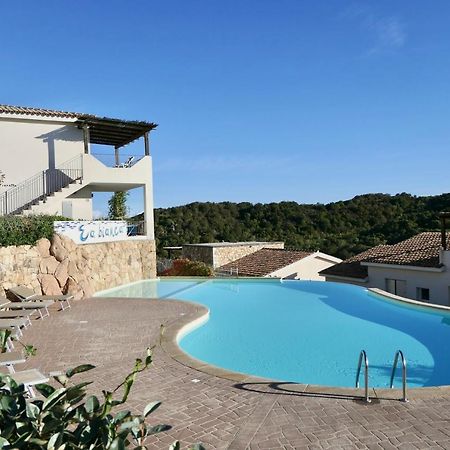 Residence Con Piscina A 4 Km Da Baja Sardinia Cala Bitta Εξωτερικό φωτογραφία