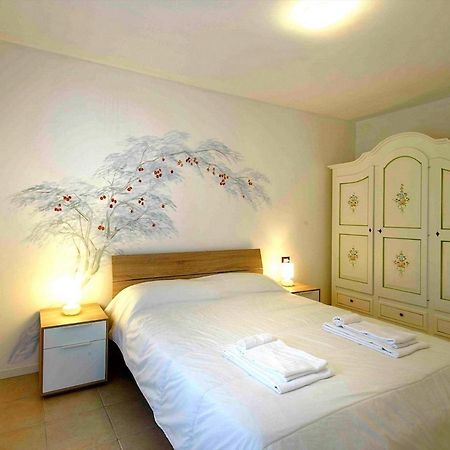 Residence Con Piscina A 4 Km Da Baja Sardinia Cala Bitta Εξωτερικό φωτογραφία