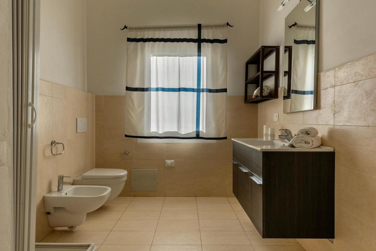 Residence Con Piscina A 4 Km Da Baja Sardinia Cala Bitta Εξωτερικό φωτογραφία